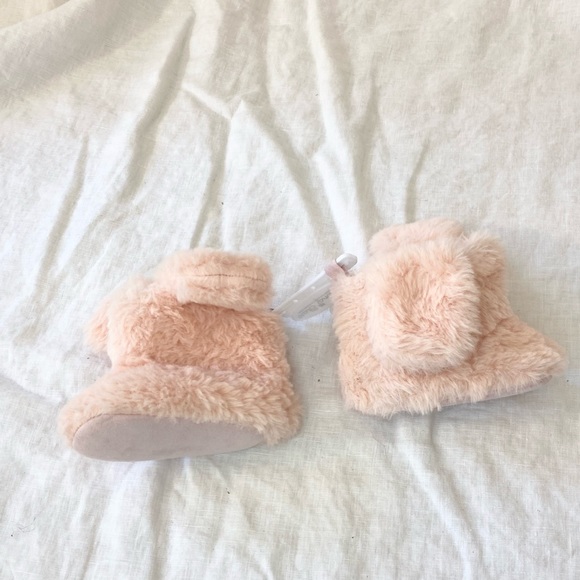 NWT - Rising Star Pink Bunny Booties Slippers - Picture 5 of 12